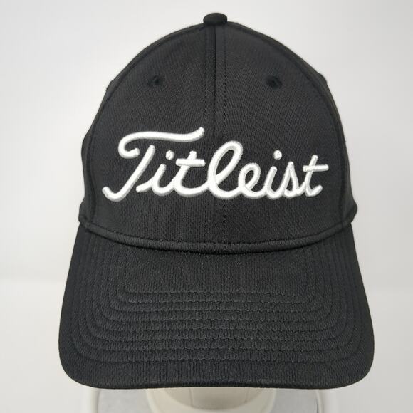 Titleist by New Era Fitted Baseball Hat Solid Black Large Embroidered - Picture 2 of 9